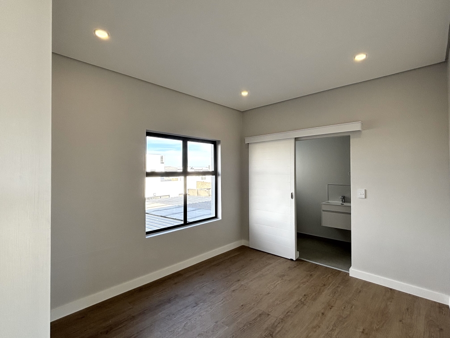 4 Bedroom Property for Sale in Sandown Western Cape